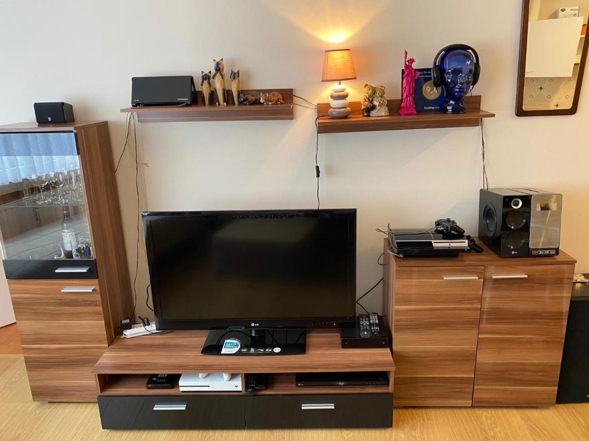 One-Bedroom Apartment Near Atomium, Brussels